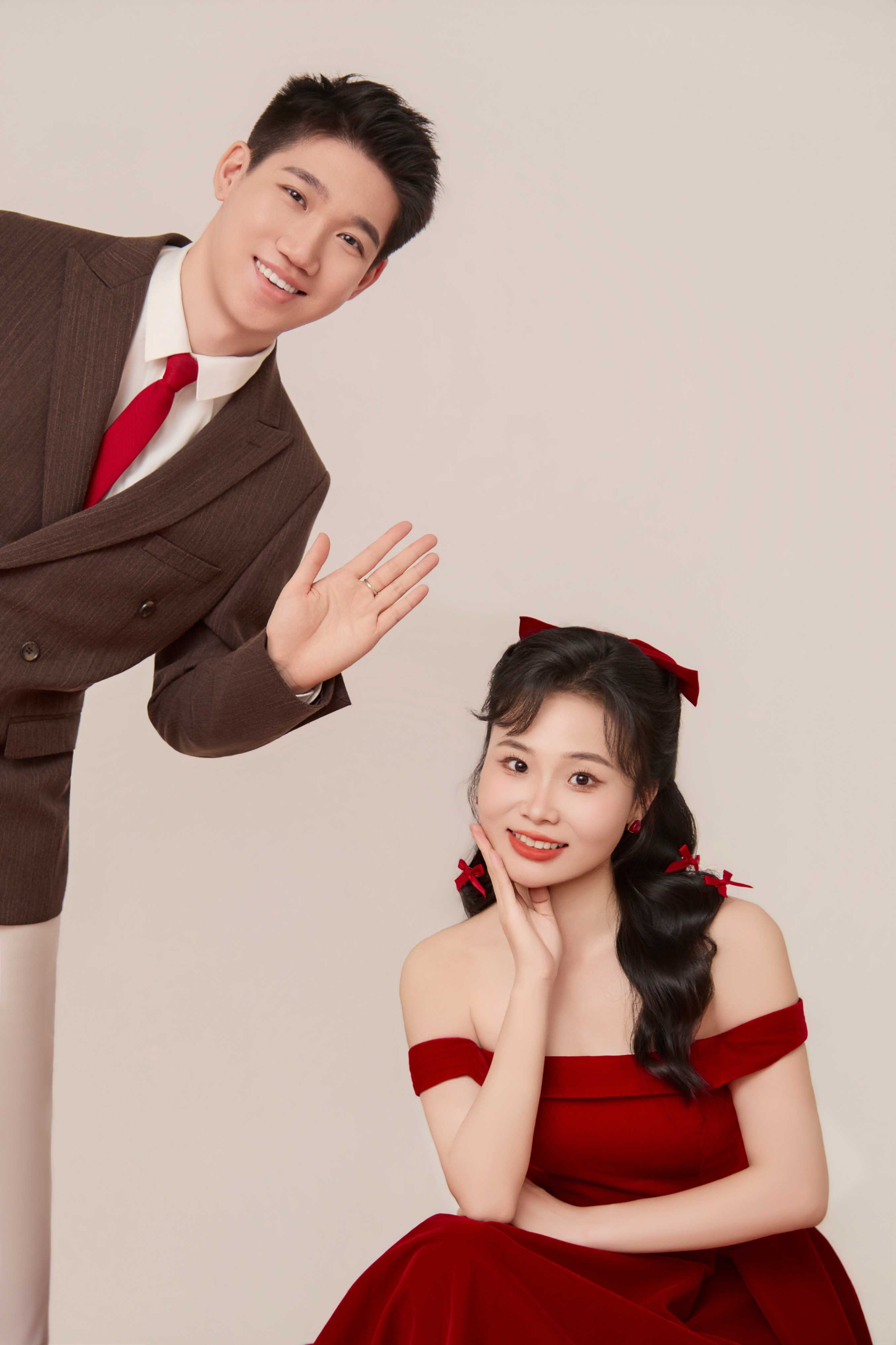 孙慧琳与刘涛的喜嫁婚纱照1
